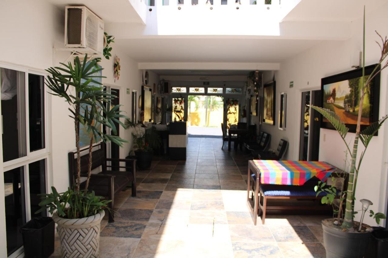 Hotel & Suites Vayor San Patricio Melaque Esterno foto